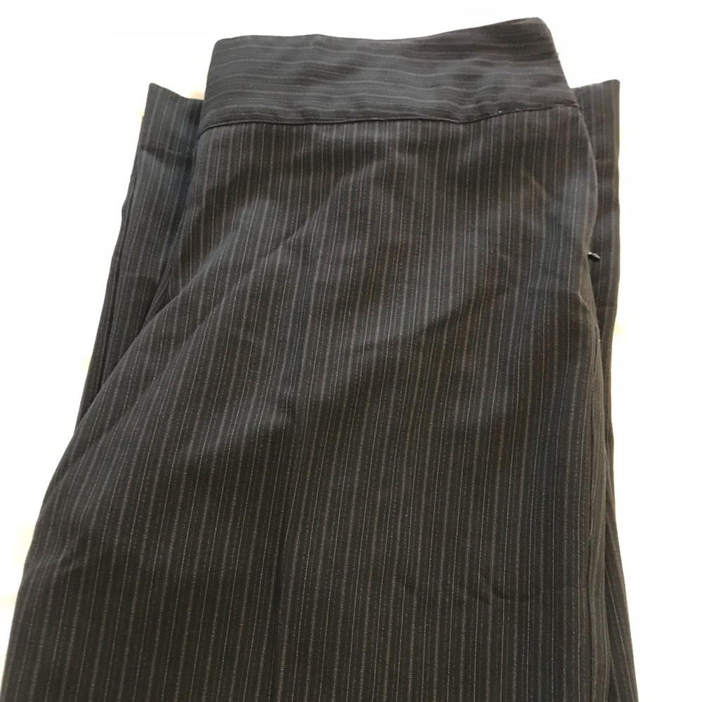 The Limited Cassidy Fit Size 6, 31” wide leg